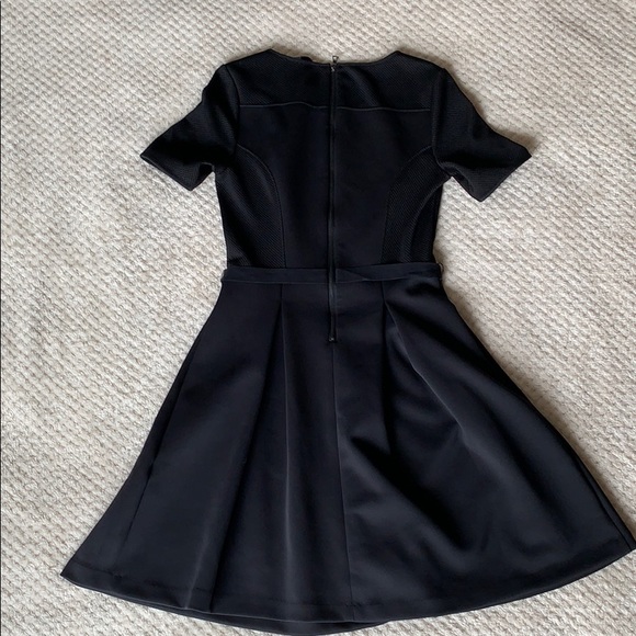 ELIE TAHARI Black Dress With Crushed Velvet - Picture 7 of 9